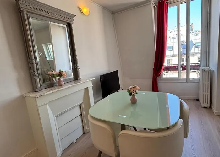 Appartement Colisee Champs Elysees